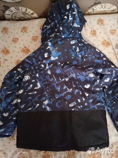 Куртка демисезонная 140 р-р