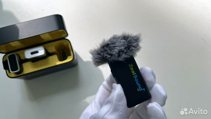 Беспроводной петличный микрофон Zealsound