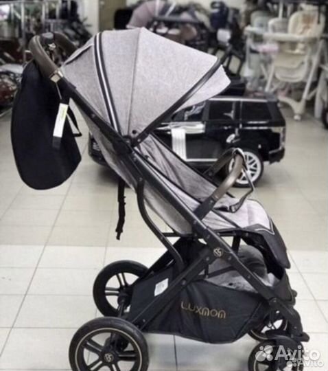 Прогулочная коляска Luxmom 609, новая