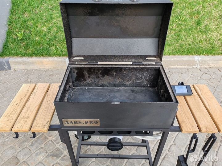 Мангал с электроподдувом и сенсерным управлением
