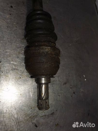 Полуось передняя левая Opel Vectra B 1997