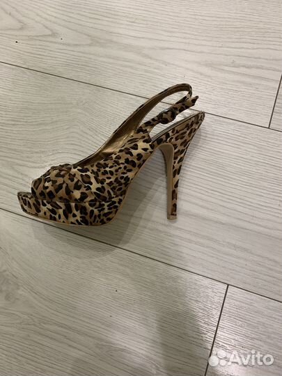 Босоножки женские 38 размер