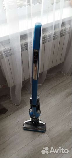 Вертикальный пылесос