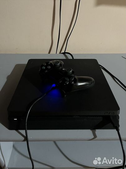 Sony PS4 slim
