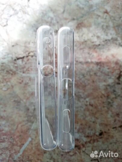 Силиконовый чехол на смартфон