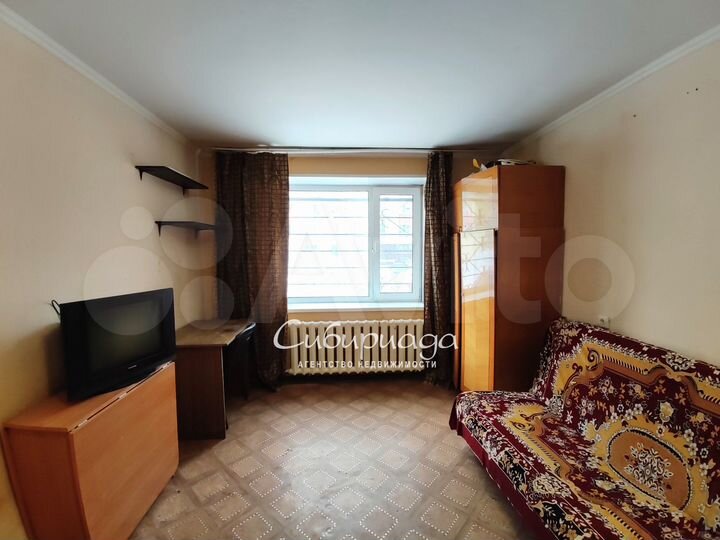 Комната 18 м² в 1-к., 1/9 эт.