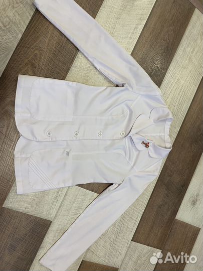 Медицинский костюм женский