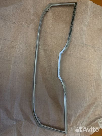 Хромовая накладка на бампер