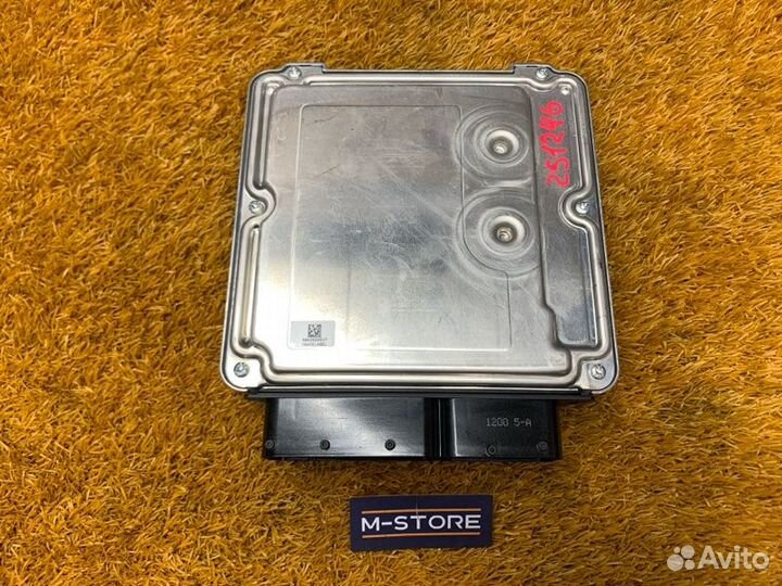 Блок управления двс Audi A5 8T CDN 2010