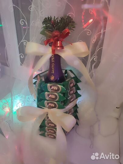 Цветы и конфеты елочка