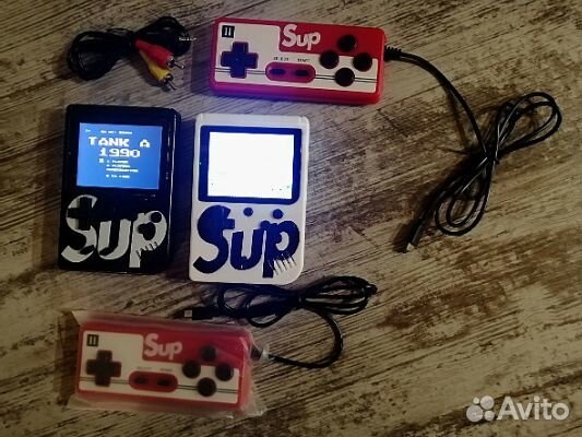 Приставка игровая Dendy (портативная)