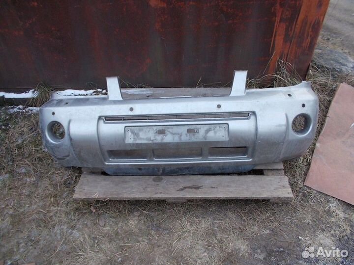 Бампер передний Ниссан Т30 X-Trail T30 после 03 г