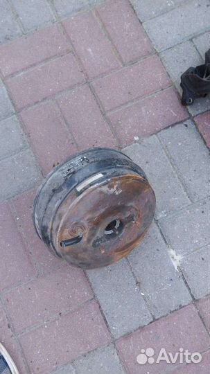 Subaru forester sf5/ legacy b11 вакуумный усилител