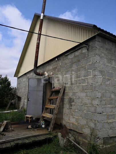 Дом 240 м² на участке 7 сот.