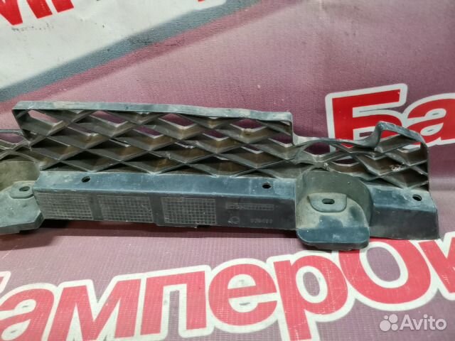 Кронштейн бампера задний Volkswagen Passat