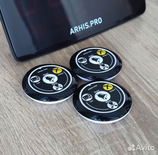 Дистанционная кнопка вызова официанта и табло