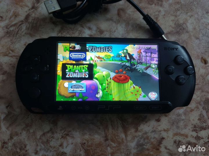 Sony PSP прошитая, много игр