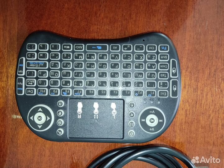 Android TV приставка с пультами ду