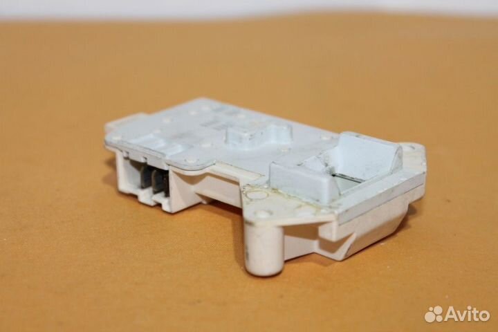 Устройство блокировки люка Bosch 3063115AA1 бу. 38