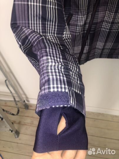 Сноубордическая куртка женская