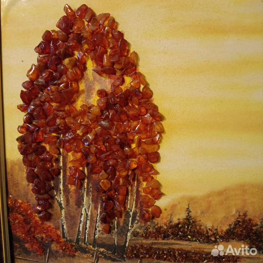 Картина из янтаря