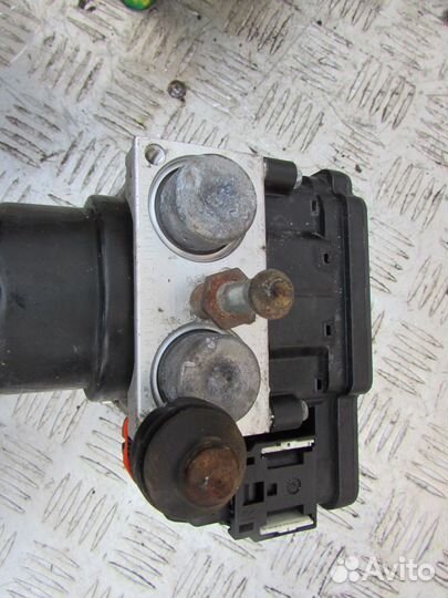 Блок ABS для Nissan Murano Z51