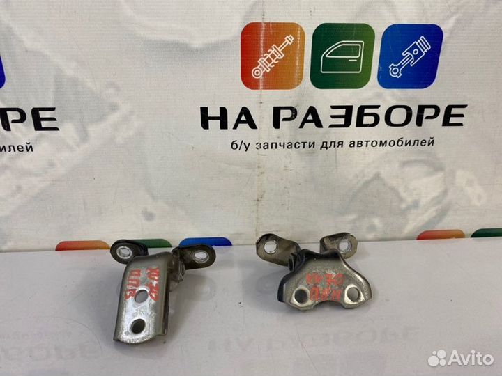 Петля двери передняя правая Toyota Camry XV70