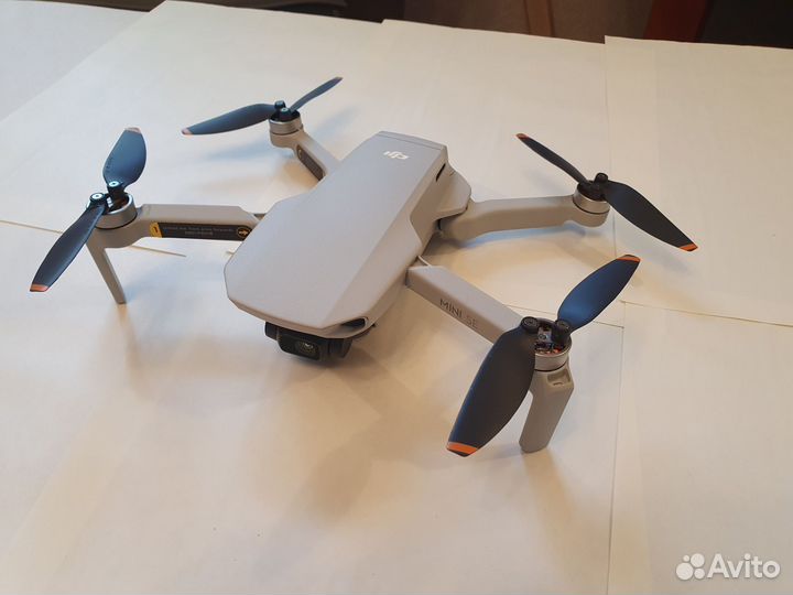 Квадрокоптер dji mini se (fly more combo)