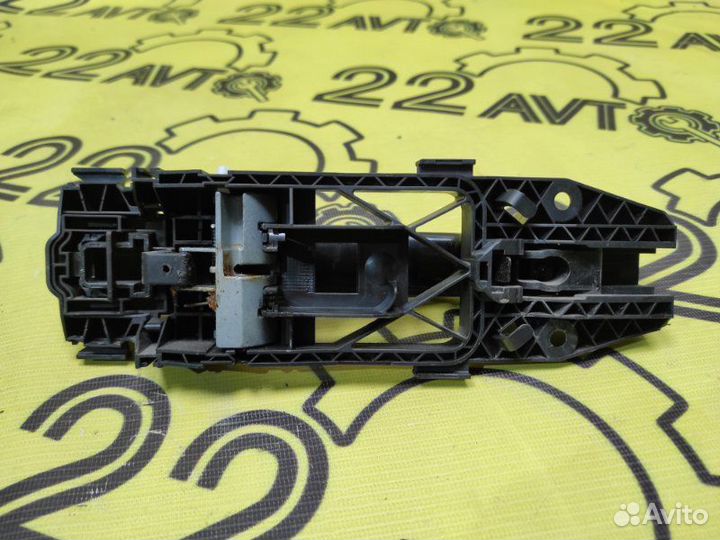 Ручка двери внешняя задняя левая Volkswagen Tiguan