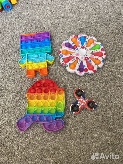 Поп ит спиннер