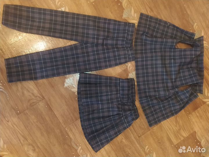 Костюм школьный тройка 110-116 на стройную девочку