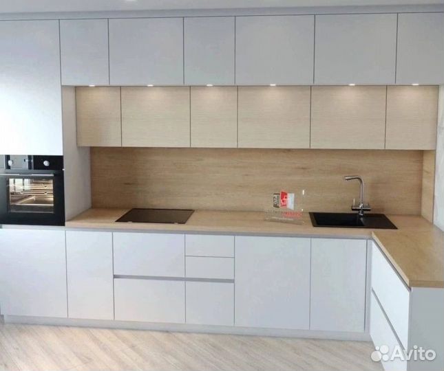 Кухня в современном стиле артикул 10620