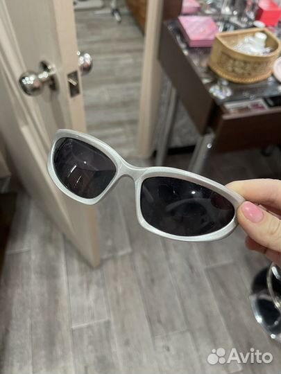 Солнцезащитные очки