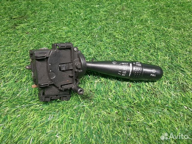 Переключатель подрулевой на Toyota Corolla E130