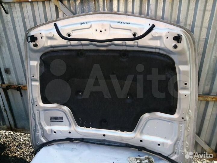 Капот Infiniti G 25/35/37 (2005-2010)