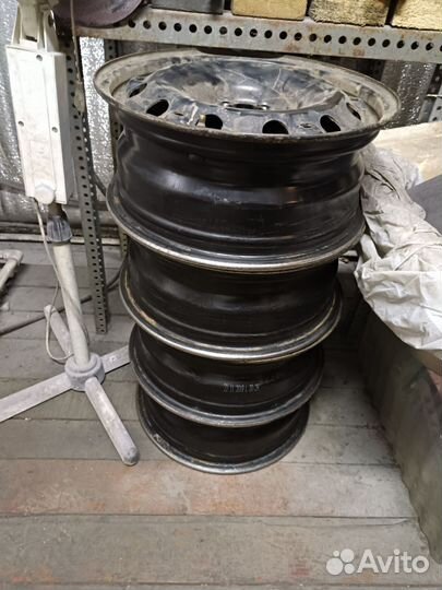 Диски на volkswagen polo r 15