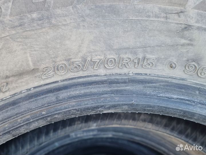 Bridgestone Blizzak Spike-02 15/13.5 R15 96