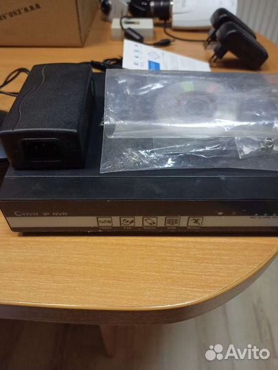 Сетевой видеорегистратор NVR-6004 PoE