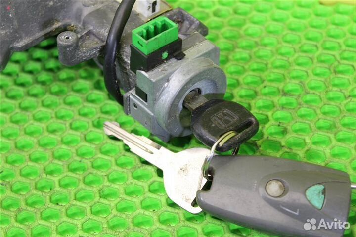 Замок зажигания Honda Civic EU3 D17A 2002