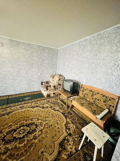 2-к. квартира, 55 м², 4/9 эт.