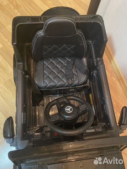 Детский электромобиль