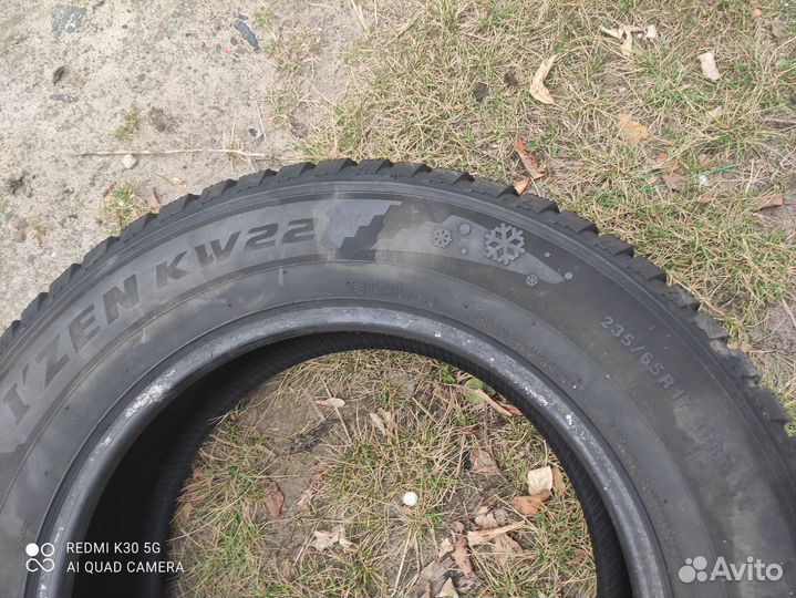 Kumho I'Zen KW22 235/65 R17 108T