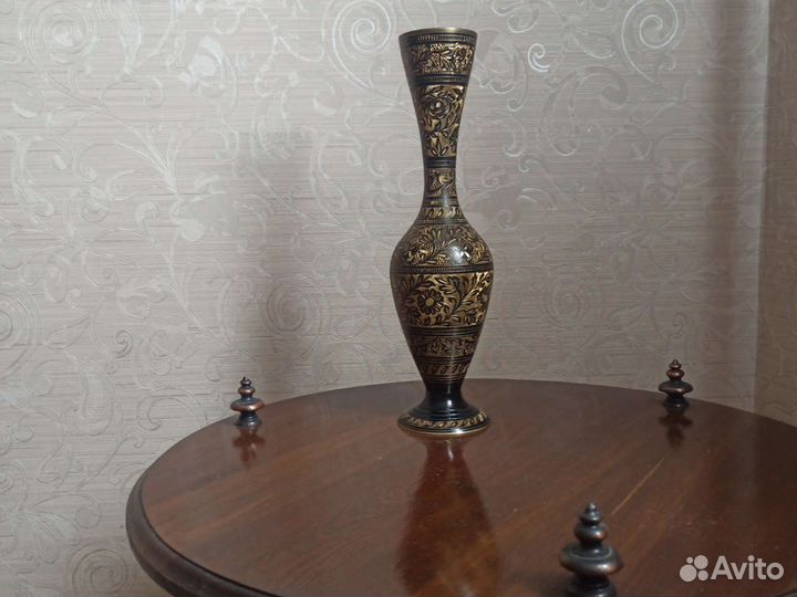 Ваза металлическая