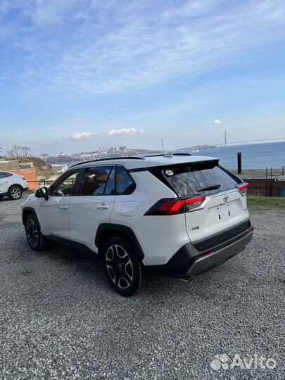 Toyota RAV4 2.0 CVT, 2021, 37 000 км