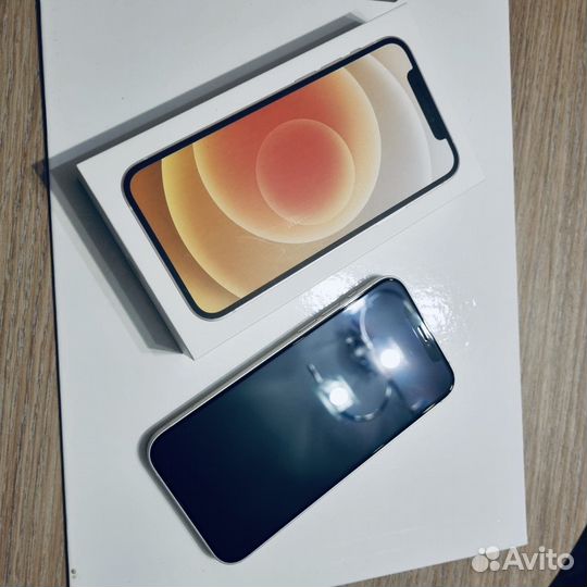 Телефон iPhone