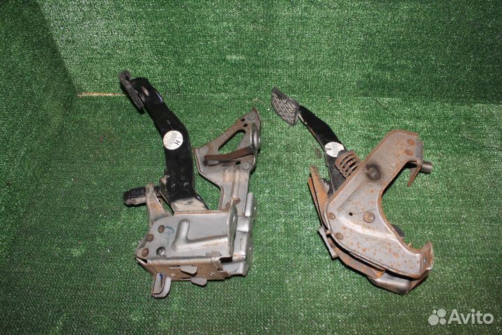 Педаль Nissan Qashqai J10