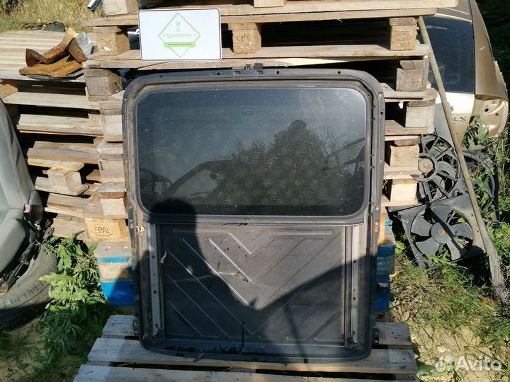 Люк в сборе с механизмом fard mondeo 1