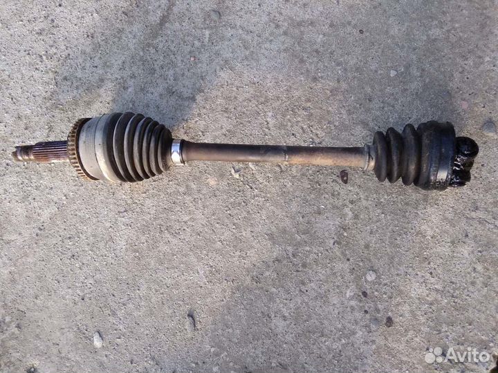 Привод передний левый Hyundai Elantra 10-15г