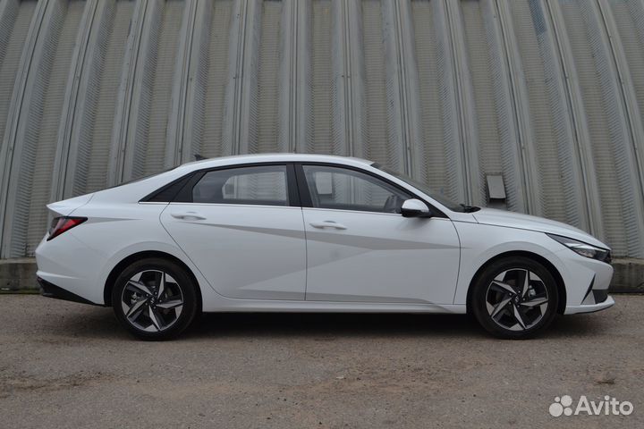 Hyundai Elantra 1.5 CVT, 2023, 45 км