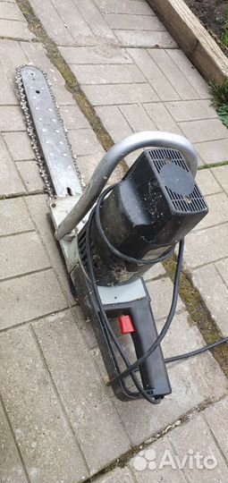Пила цепная электрическая